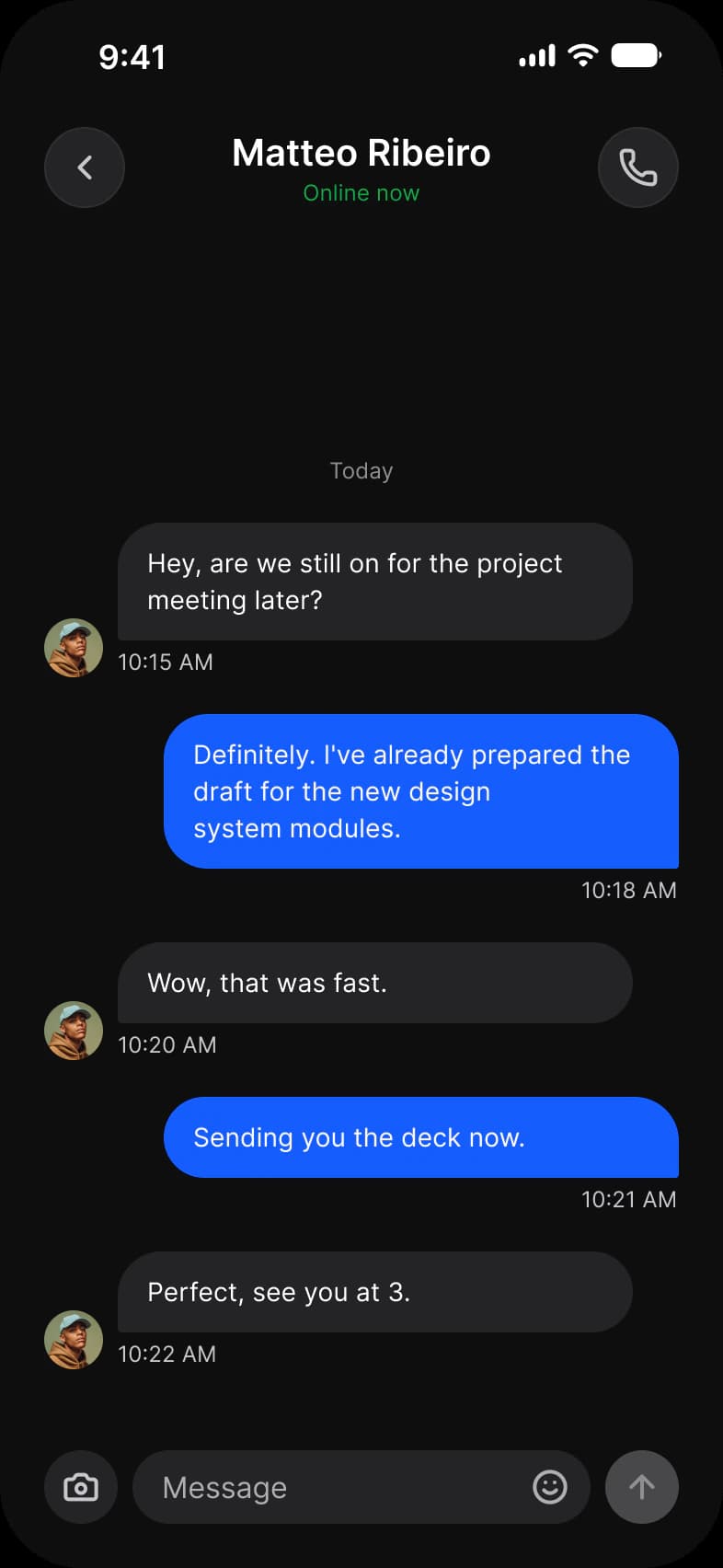 Social app Chat thread with Matteo Ribeiro in dark mode, Online now: received and sent message bubbles with times, and a message field with camera, emoji and send buttons