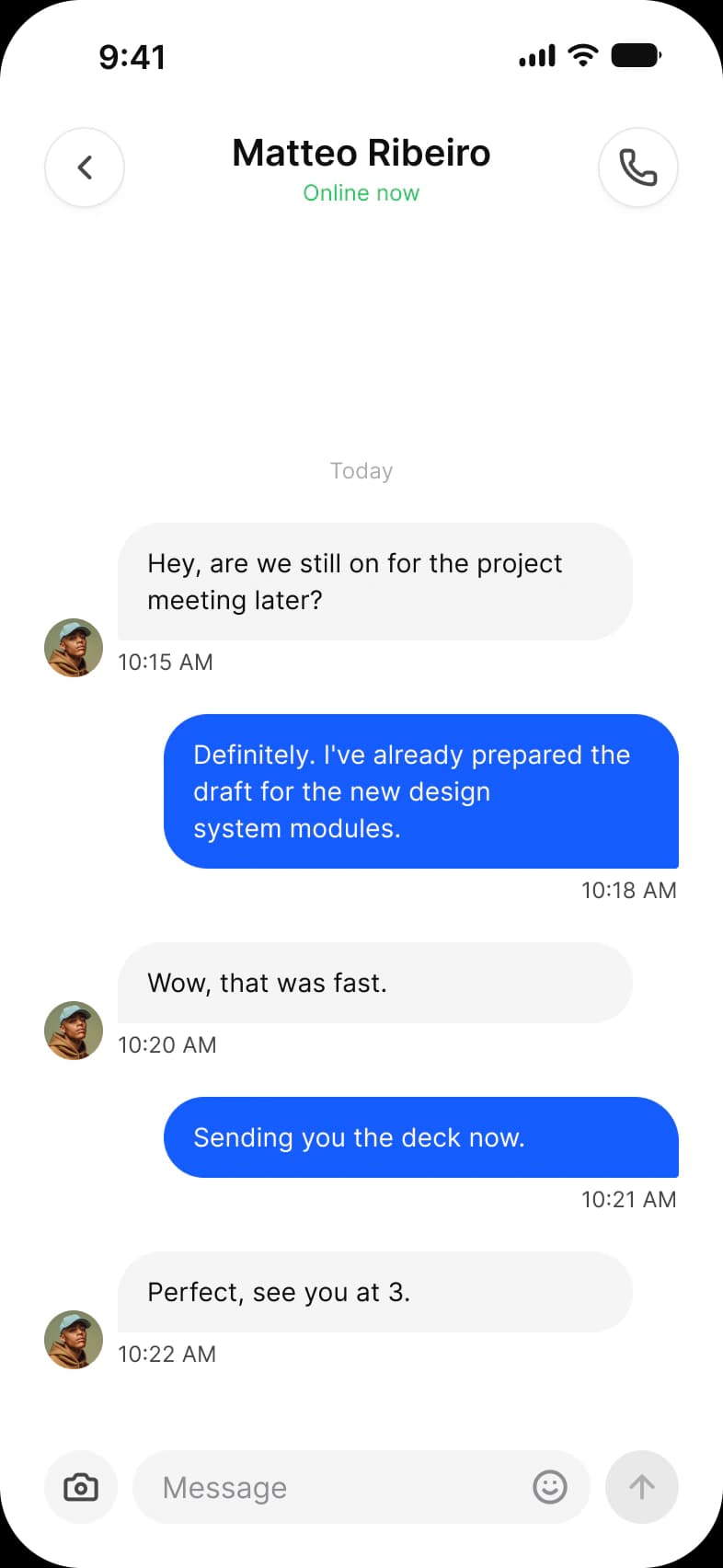 Social app Chat thread with Matteo Ribeiro, Online now: received and sent message bubbles with times, and a message field with camera, emoji and send buttons